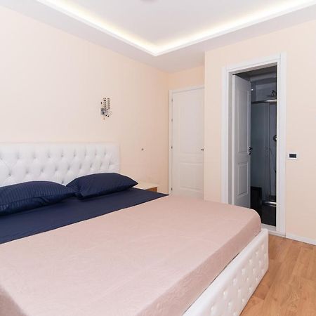 Tirana Central Exclusive Exterior photo